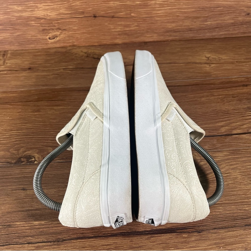 VANS Paisley Tan Leather Slip-On Shoes Sneakers Women’s Size 8.5 - Picture 2 of 11